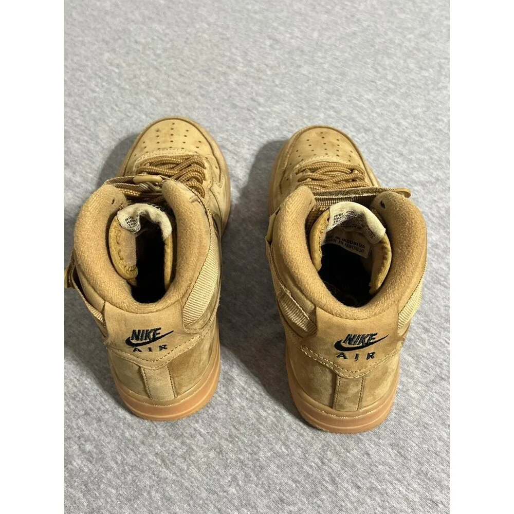 Nike Air‎ Force 1 High Shoes Mens Size 11 Brown Suede Gum Sole Athletic Sneaker